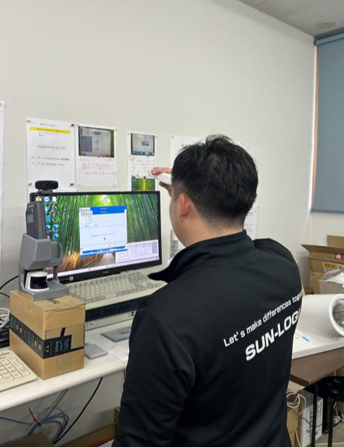 体温測定を行っている様子